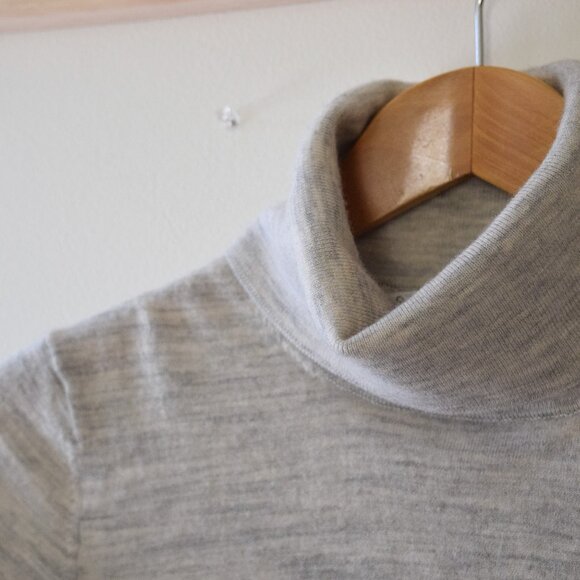 Simons pure merino wool turtleneck - Picture 2 of 4